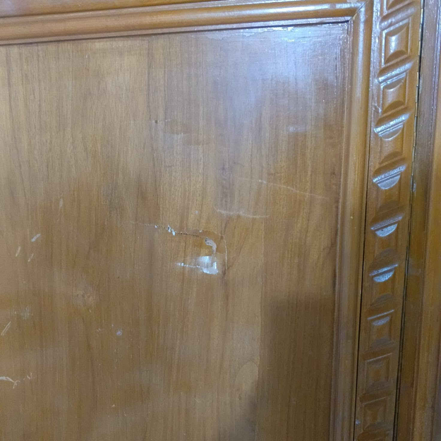 بعد الوعود الكاذبة كنتور صاج تفصال 4 ابواب جديد يشهد الله بي بس ذني 3 ضربات موضحات بل صورة وجرباية صاج تفصال تكمة مو طكتوكية هيه ودوشك السعر 300 الف ثنينهن العنوان الكاظمية ساحة عدن ***********

