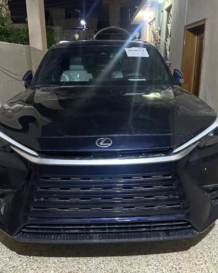 .
السلام عليكم 
للبيع Lexus TX 350_2024
المحرك V4_2.4L_turbo
المواصفات Full options  1/1 
ماشية2600 mile  يعني ما ماشيه
السيارة حادثه منشور بالصور 
مكان السيارة كربلاء
للاستفسار اكثر الاتصال على الرقم ***********
