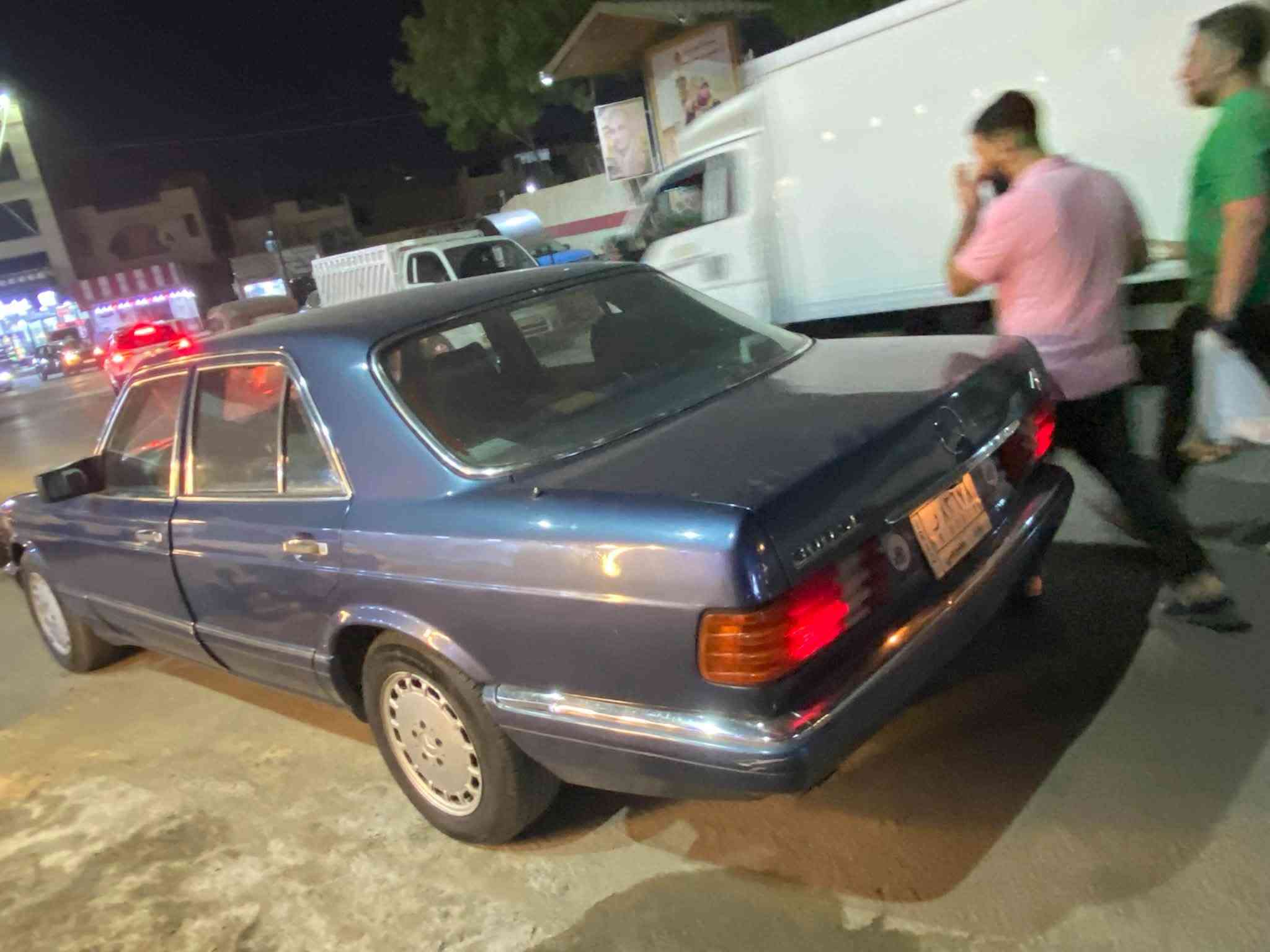 سلام عليكم مارسيدس 1990 سياره تعمير كله جديد كير مكينه بجيس تخم تاير غرفه جديده تبريد شغال وثلج سياره جاهزه على آخر حبابه ما ناقصها أي شي رقم بغداد مشروع وطني سياره امنه الله جديده بدون حادث كفاله من الحادث 
عنوان السيارة بغداد الجديده شارع المسيح 
السعر 58 وبيها مجال بسيط 
***********
