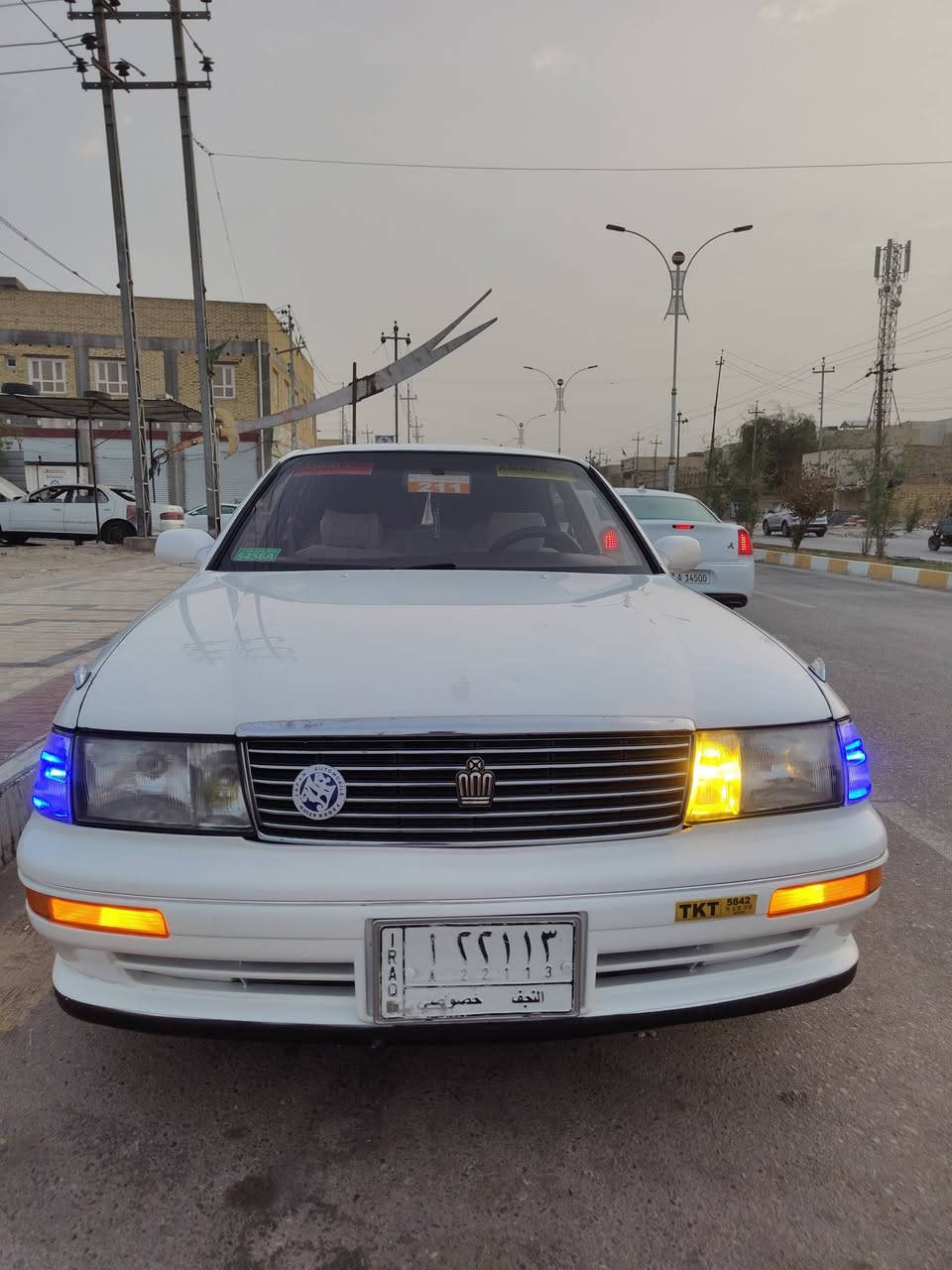 السلام عليكم للبيع او مراوس
لبيع بطه منتصل موديل 1992 رقم نجف مشروع وطني سنويه منتهيه تحويل مباشر مكفول من الكص ونقل الجثه  والخياس  محرك وكير كارتون 2500  تخم تاير  دواخل كهربيات جاهزه عوزه حداديه مال جناي العنوان الناصرية  السعر   47وبيها مجال للاستفسار اتصل  ***********
