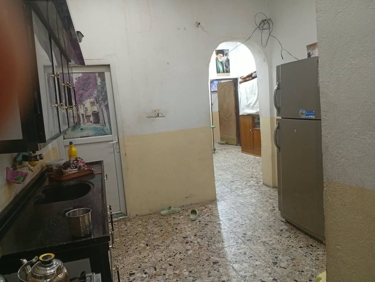 *********** بيع 20 وبيه مجال
رهن 10 استقبال وغرفه وصاله ومطبخ هوة حمام هوة تواليت وتواليت بره ومنور مساحته 100مكانه دور الحوزه مقابيل رقم 8 قرب مول تبوك
