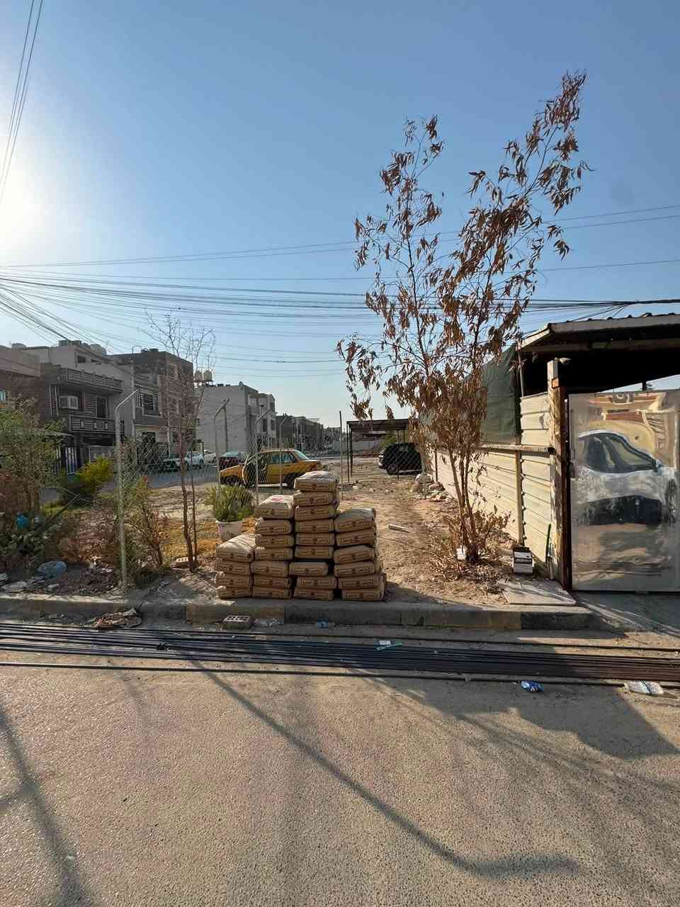 تونات75 م للبيع
علئ شارع 15م مقابل تشجير 
بناء حديث 2026 واجهه 5 متر 

موقع ممتاز حي الجهاد  الأساتذة قرب الاربع شوارع 4غرف نوم وصالةومطبخ وخدمات

للاستفسار اتصال 
*********** متوفر واتساب
