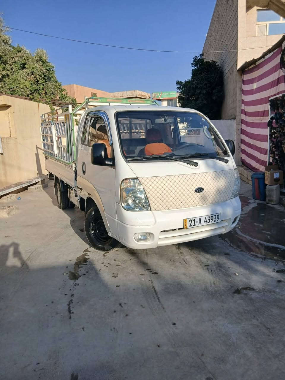 سڵاویخوای گەورە لەهەموولایەک ژم***********یان *********** کیای بارمۆدێل 2010 پاکو خاوێن ماڵی کەسابەت بێبوخار بێدووکەڵ هەمووگیانی بەشەرت تایەی تازە سەنەوی تا 2029تازەیە کەمڕۆشتوە تەبریت وگەرمی بەشەرت بەناوی خۆمەوەیەسەیارەیەکی بێعەیبە سعری 105گەڵاو معامەلەیەکی کەم ژمارەی ساحێبی داناوە پەیوەندی پێوە بکەن هی من نیە ژم***********یان *********** دخان, السليمانية
