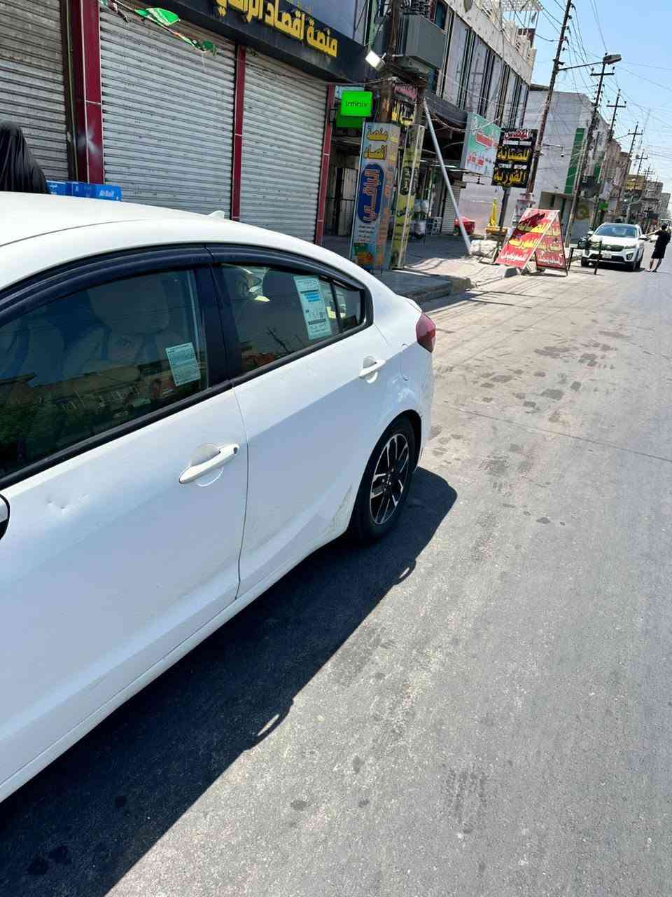 السلام عليكم فورتي موديل 17
سياره سونر مالتها منزله بصور 
السياره شادلها منضومه غاز 
بيع او مراوس بكونا وانطي فرق
وكلشي موضح بي مكاني مدينه الصدر 
سعرها شده 100 ورقه وبي مجال 

***********
