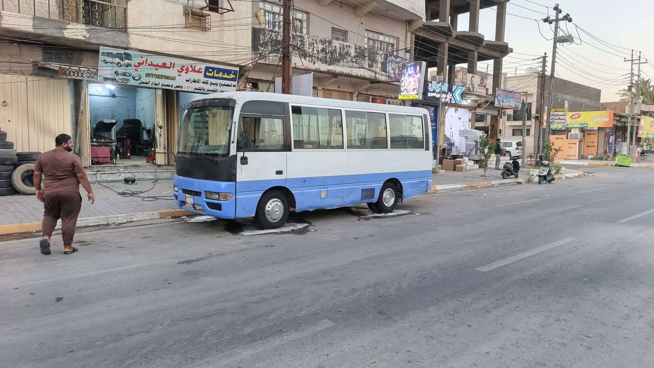 كوستر نيسان موديل 2002 سياره جهازه مكينه كرنفال شرط مكاني كربلاء السعر 120 وبيه مجال ***********

