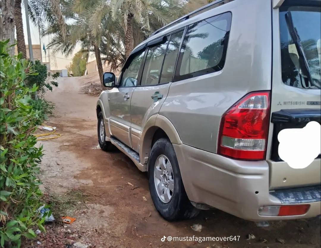 السلام عليكم باجير 2006 للبيع كفاله عام من المحرك و الكير و الضرر
1.محرك 3000 6 سلندر. 

2. 7راكب.                      

3. 3 قطع تبريد.              

4.كلين تايتل.                  

سعر 115 وبيه مجال للطيبين العنوان النجف الأشرف قضاء 

واتساب ( ***********)

نص مكتوب في الصور:
- @mustafagameover647
- @mustafagameove