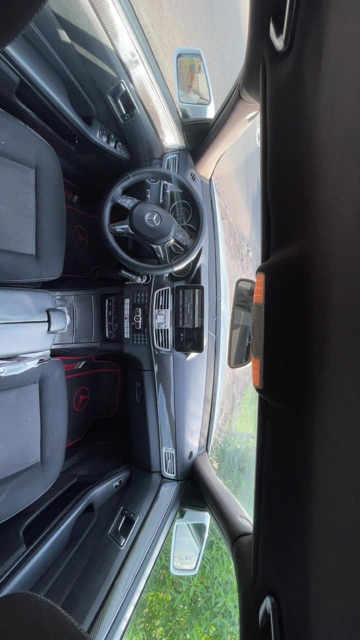🚘 للبيع مرسيدسW212  / E200 موديل 2014

السيارة نظيفة جداً، رقم أربيل وباسمي، تحويل مباشر.

🔹 مكينة 4 سلندر اقتصادية
🔹 كير تعليك
🔹 مكفولة من الصبغ والتبديل، عدا الجاملغ الأمامي الأيمن
🔹 تخم تاير جديد
🔹 صدر جديد
🔹 ادامة كاملة عليها
🔹 صفر مسج
🔹 شاشة 10 إنج
🔹 إضاءة محيطية
🔹 حساسات خلفية
🔹 كشن كهربائي
🔹 السيارة جاهزة
ماشيه 152 

💰 السعر: 175 ورقة وبيها مجال

📍 بغداد – الطالبية
📞 ***********

