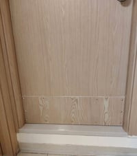 تغليف البواب بنفس لون الباب ومعالجه رطوبه بشكل كامل 07891812729