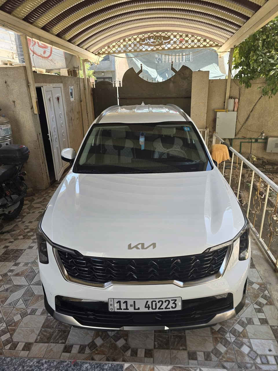 سورنتو2024 بغداد بسمي السياره وكلشي واضح أمامكم بل سونار وصوره السعر 270بيها مجال حك الجيه ***********
