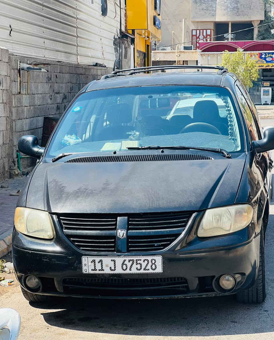 السلام عليكم سياره دوج كرفان 2007 بغداد تحويل مباشر باسمي باسمي باسمي
كهربائيات كلها شغاله 
مكينه وگير وتبريد 3 قطع مكفولات 
مصبوغه حزام مكفوله من الحادث القوي بيها طخات بسيطه معمره ومصبوغه السياره
العنوان بغداد الزعفرانيه ‏‪***********‬‏
السعر 70 ورقه ممتواجد علفيس اتصل وخادم اني
