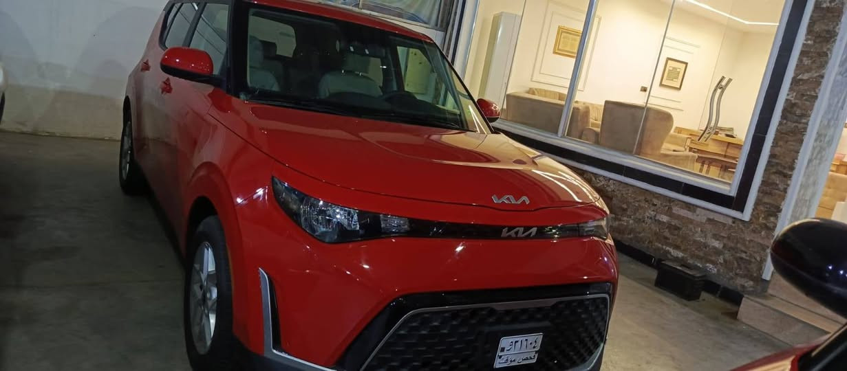 كيا صول 25 ماشيه 1400 فقط بدون ارباك بدون شاصي على غاز الشركة بيهه تبديل فقط سياره جديدة حلة شركة الرنا ***********
