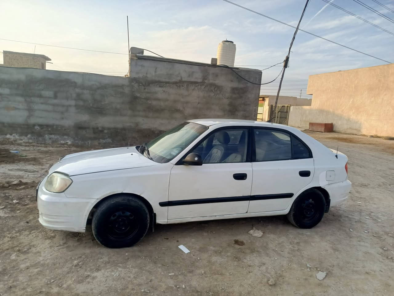 اكسنت فيرنا مديل٢٠٠٤  ترايها لزاخو نشطه بلمشي وناعمه  مابيها حادث ولاصبغ  بس طخه بجاملغ وهلالات معمرات  غرفه نضيفه كهربائيات شغاله كامل عل بلاد بس كيج حماوه عطل تخم تاير صدر جديد اقتصاديه بلبانزين اكثر من السايبه محرك بي خيط تبخير رقم وسنويه جدد لل31 بسمي  العنوان كوت شارع النفط معروظه ب30ورقه وبيها مجال لشرايه بسيط  وشكرا...........***********
