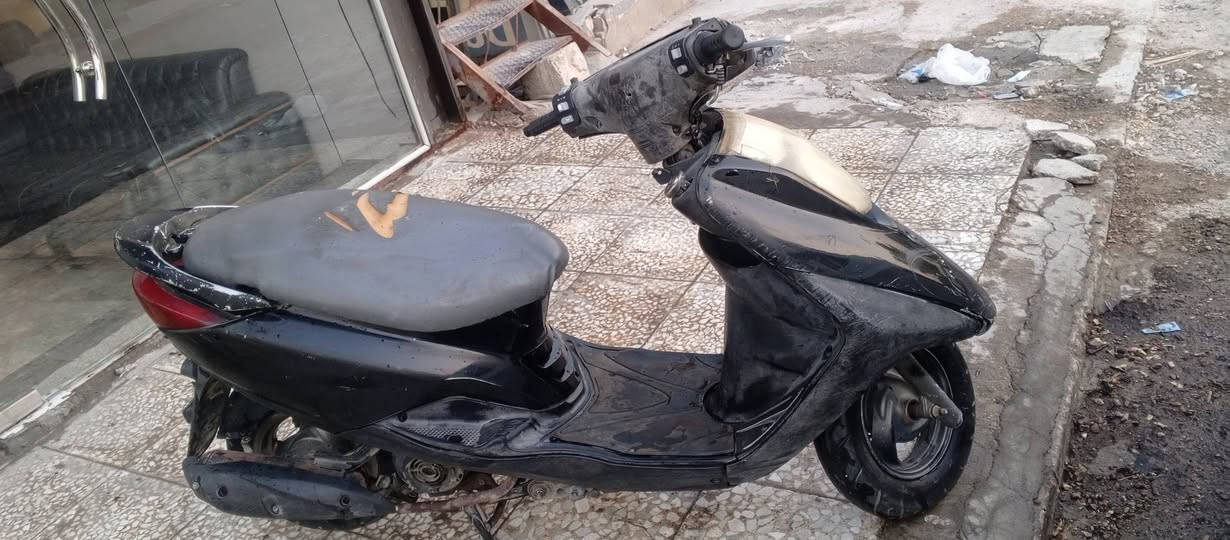 سلام عليكم بريز البيع نظيفه مكان بغداد البياع تصال  ***********
