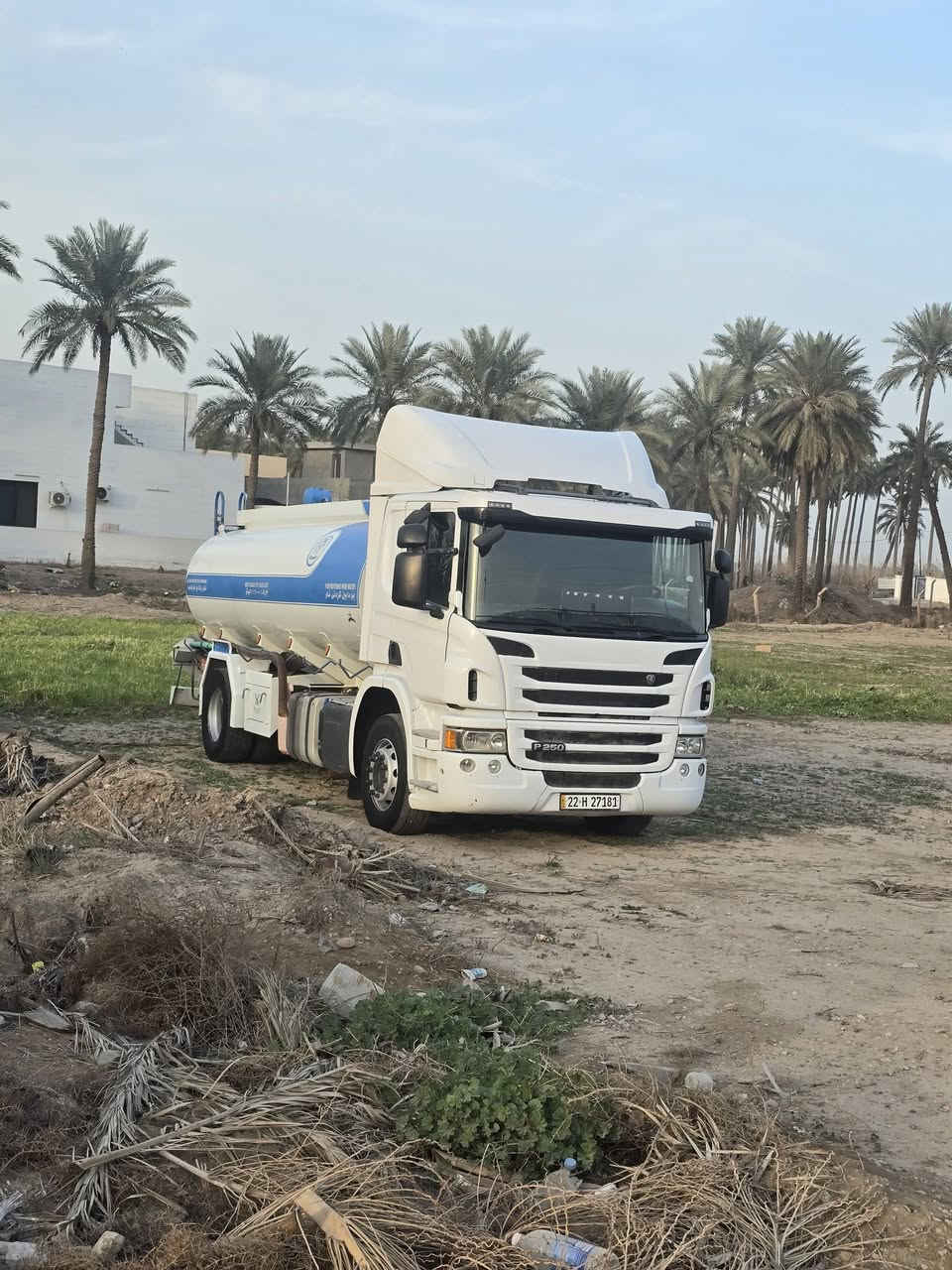 سلام عليكم البيع دنكر مديل ١٥ سياره جدبده ماشاء الله مكاني بغداد السعر ٣٥٠ او ابيه مجال +9647759596183 واتس
