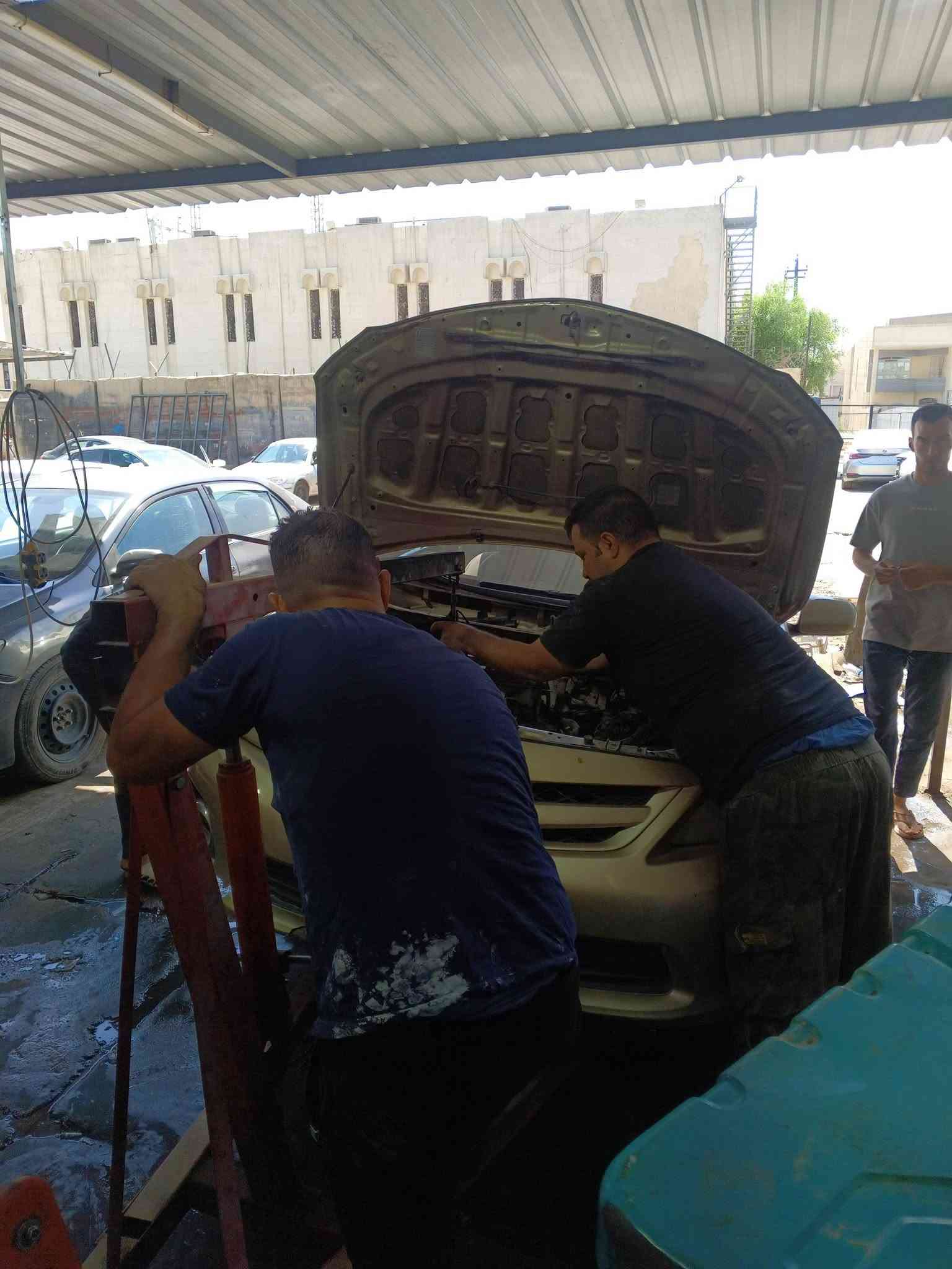 كورولا فقط • حي الجامعة • ميكانيك وكهرباء
