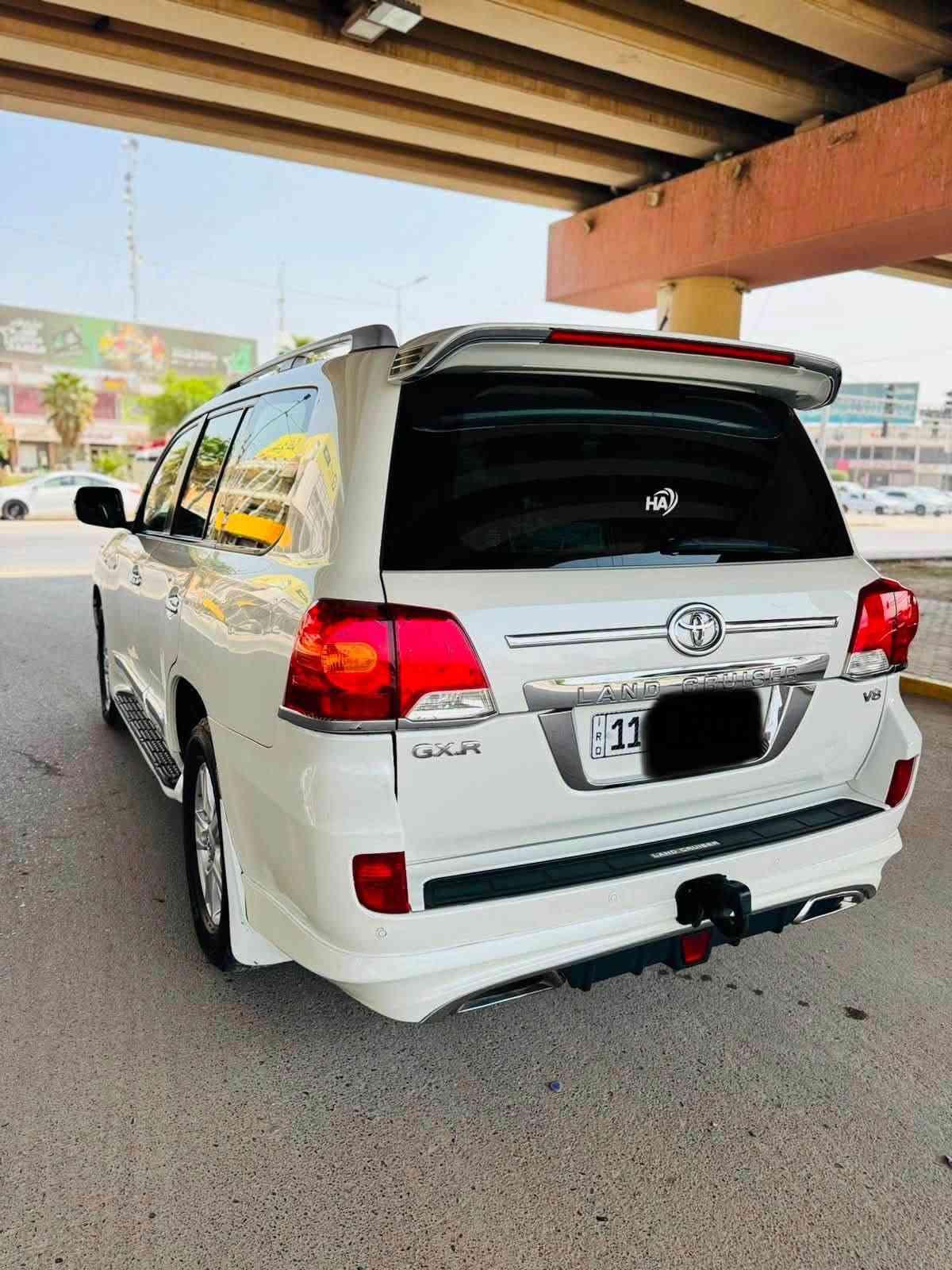 السلام عليكم لأندكروز موديل 2015
محرك4600 V8
رقم بغداد بسمي تحويل ثاني يوم  
مكفوله كفاله عامه من صبغ والتبديل والفتح السياره جديده تجي وتشوف بعينك
فول مواصفات
بصمه تشغيل
بصمه أبواب
أشارت ترحيب
تشغيل عن بعد
مري شفط
فتحه سلايت
كشنات جلد اصلي
كشن كهرباء 
جام تصعيد تنزيل عل ريمونت
8 ايرباك
3قطع تبريد
ثلاجه
مري قلاب
كامره
شاشه امامبه
حساس أمامي
حساس خلفي
وباقي مواصفات المعروفه
ماشيه 98 الف حقيقي
السعر 36500 يعني 3شدات 65ورقه
 بيها مجال
للإستفسار اتصل
***********
مكان السياره بابل
