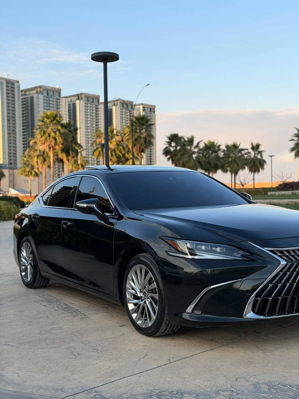 لكزس ES350 • ٢٠٢٣ • حادث جانبي