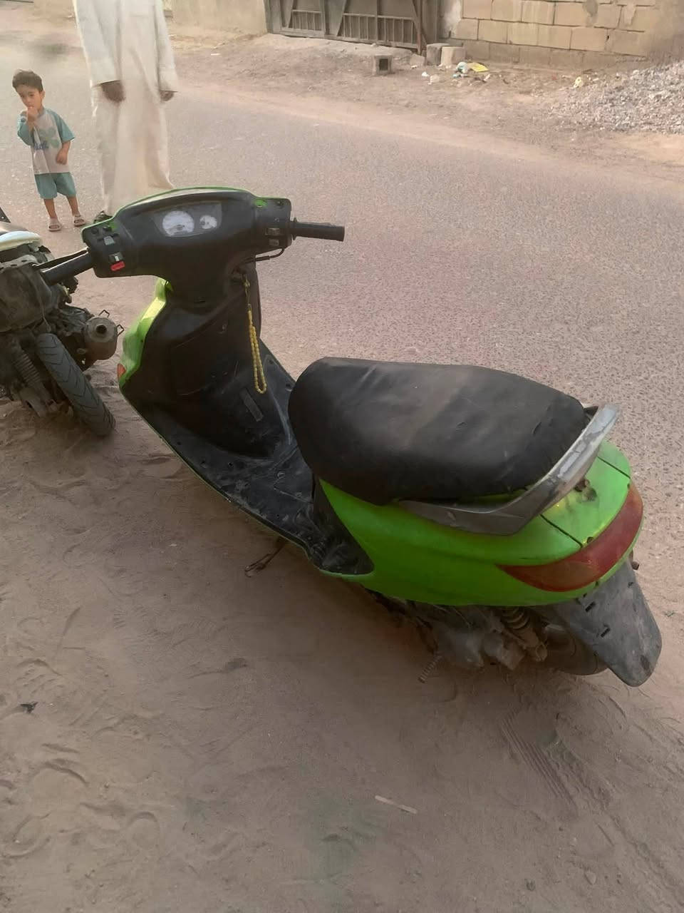 فراشه حلوه نضيفه قبل شهر امجفتيها لا دخنه لا نضوح شغاله سلف هندر ٣٠٠بيها مجال ***********
