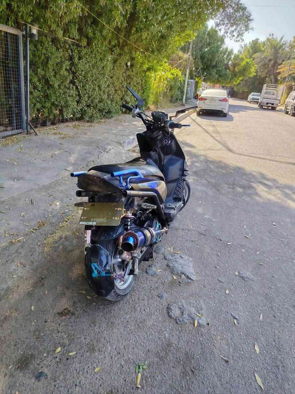 السلام عليكم سكنس جبلي للبيع داجه بلاديه ما بيه نقص برغي دراجه نكره كل وكت عليه هوايه تزويد
1_بيه قبق كلجات رياضي 
2_قاعدت رقم اصليه تتمارك 
3_اشاير رياضي 
4_سبايدر رياضي قطعتين 
5_كبات رياضي 
6_جاملغ كاربون فايبر 
7_دبلات رياضي ام البطل عكس 
8_تغليف كاربون فايبر
9_زعانف 
10_صالنصه 
11_ستيرن رياضي 
12 _بكلايت رياضي R8
13_مرايات مال كاوسكي 
14_يدات بريك و بانزين رياضي 
15 _قبق بانزين رياضي 
16_دمام اصلي 
17_صالنصه قطعتين سبع الوان 
18 _كبات ارضيه و نيكلات كامله اصليه 
19 _قبق عنبار RGS
20_قبق فلاوين NSY اصلي 
21_فراك بريك رياضي
22_قطره دهن رياضي 
23_كلوب زنون 
24_ستاند صفح سبع الوان تيتانيون 
25_بيم رياضي 
و بعد بيه هواي تزويدات بكاني المنصور رقمي *********** وتساب و مازنجر ورقم بغداد, العراق
