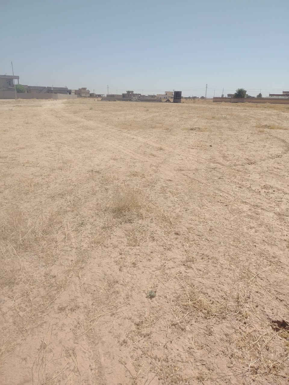 ارض سكنيه للبيع مساحه الارض دونمين اله ربع تبعد عن محطه الرملي 50 متر وعن الشارع العام 200 متر. التفاصيل داخل الفيديو.. ***********📲📞

