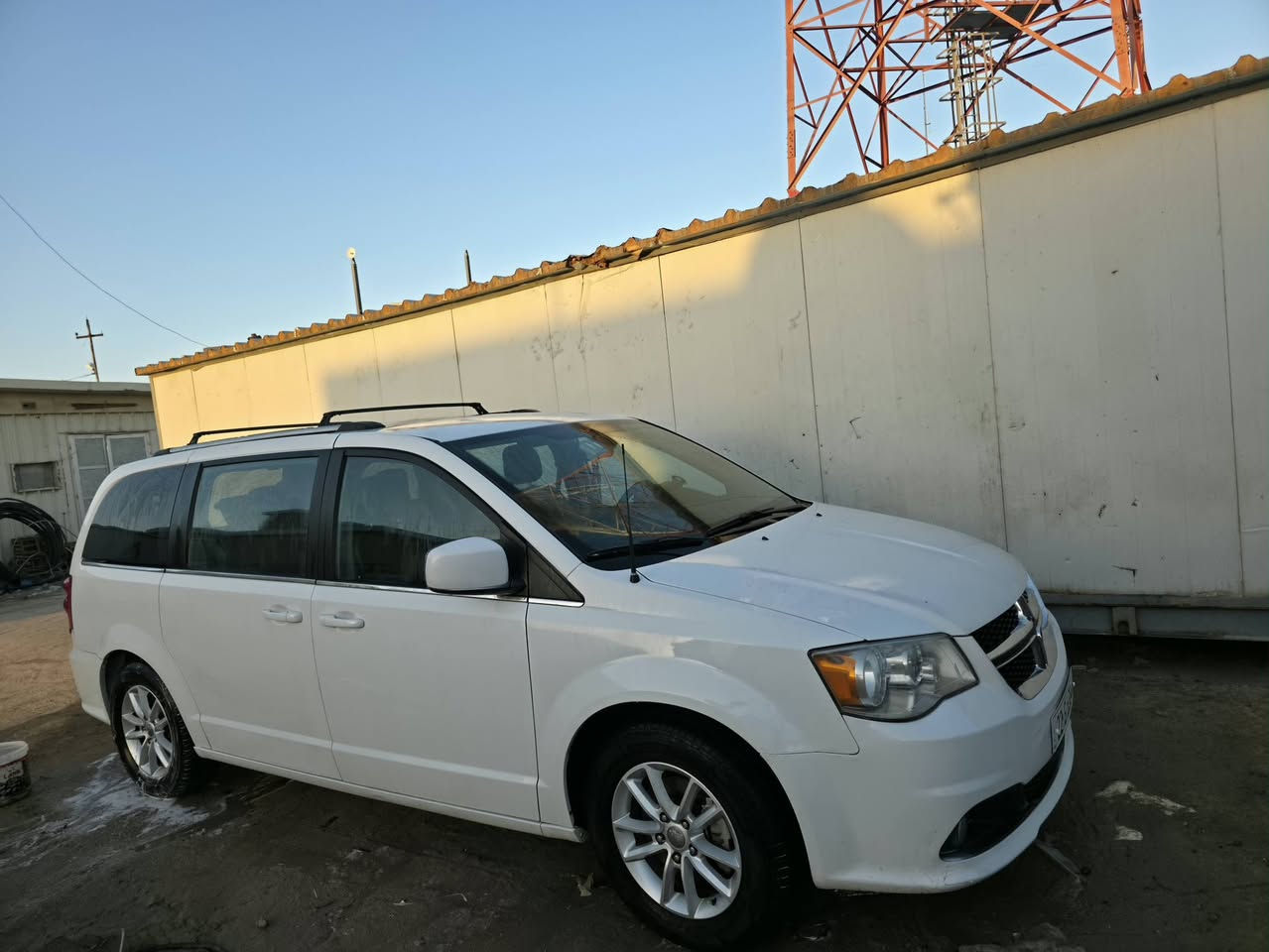 دوج كرفان 2020STX
باسمي سنويه لل31 باسمي هزه 26 جديده
تحكم ستيرن جهتين
مثبت سرعه
كشنات بلع
جلد اسود
تبريد خير من الله
مكينه شرط الفحص ممفتوحه
گير مبدل جديد
حادثه جنطه مبدل بلاد 
والتوضيح بالسونار
سياره خير من الله جاهزه من كل شي
مكاني البصره
السعر170
***********
الشراي يتدلل
