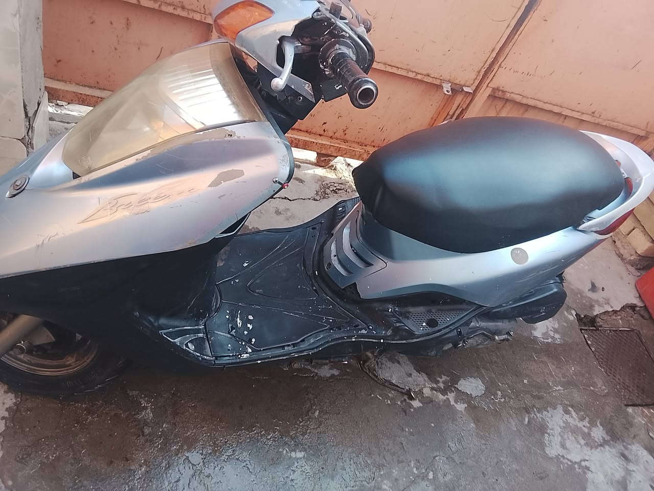 ال دراجه بريز نضيفه محرك كلش ناعم لا نضوح لا تبخير كهربائيات كامله ودراجه حلوه خير من الله بيه نقص بس سلف سعره 550 وبيه مجال حك الجيه مكاني بغداد البياع
رقمي ***********
رقمي واتس ***********
ال دراجه بريز نضيفه محرك كلش ناعم لا نضوح لا تبخير كهربائيات كامله ودراجه حلوه خير من الله بيه نقص بس سلف سعره 550 وبيه مجال حك الجيه مكاني بغداد البياع
