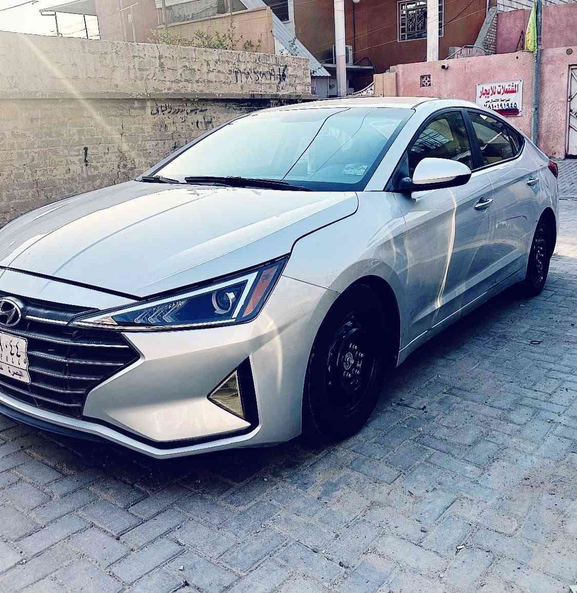 يالله السلام عليكم النترا موديل 2019 وارد امريكي بصره حره حادثه تقرير مياه امطار مكفوله من ضربه وصبغ وتبديل محرك 2000 دوش ماشيه 108 حداده تبريد محرك كير نعمه وبيها طخه بلدوسه وبيها بارد فقط السعر 118 وبيها مجال قليل عنوان البصرة مكلف بلنشر رقم راعي السياره ‭*********** البصرة, العراق
