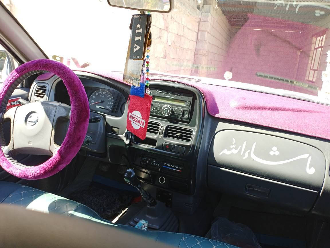 ***********اسا***********موديل 2002 بي ده حم و ليدران سه نه وي به سه رنه جووه تحويل غرامه به شه  رت نمونه ي جواني ته بريدو باوه ر كيرو مه كينه اكسل شانسي به شه رت سه قف بوياخ نيه 2بو 3 په له بوياخ نمونه يع 75 السليمانية, العراق
