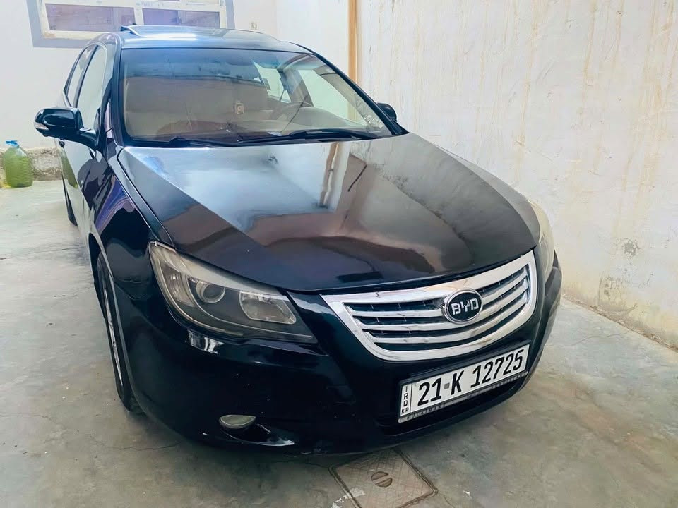 BYD F7 2014
گير عادي. مه كينه ٢٠. بيطاقه ي. به نزين 
سه نه وي به ناوي  خومه وه يه. 
بونيتي سبوغ. توزي ساردً
***********
واتس ئاپ
