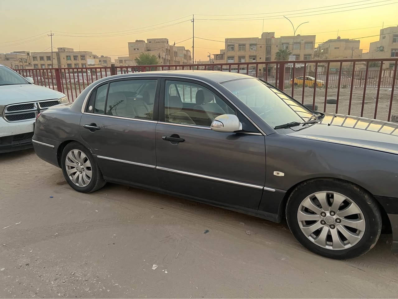 كيا اوبيروس خليجي 2007 فول مواصفات

جام ٤ اوتو +بردة خلفية 

شاشة فول كامرة فول

سايد بريك سحب 

تبريد قطعتين فول تدفئة 

حساسات امامية خلفية 

تحكم كشنات فول كهربائي 

##منظومة غاز يعني انسة الصرف

فتحه قمارة

لايت زنون دولي

رقم انكليزي دولي شرط التحويل

للتواصل واتساب بيع فقط الديوانية 70 وبيها مجال

*********** ديوانية, القادسية
