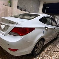 اكسنت 2012 لون ابيض  محرك 1,600  نضيفة جداً جداً  ماشية 152 الف  بيها ...