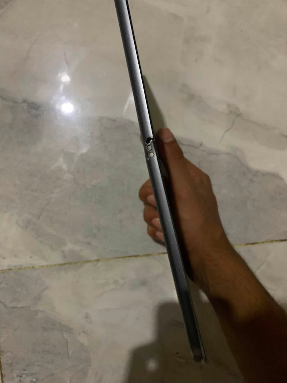 ايباد جيل سابع ٧ ذاكره ٣٢ مبدل بطاريه و تاج لمس الباقي كله بلاد سعره ١٢٠ الف ماكني ديالى بعقوبى رقم الهاتف ***********
