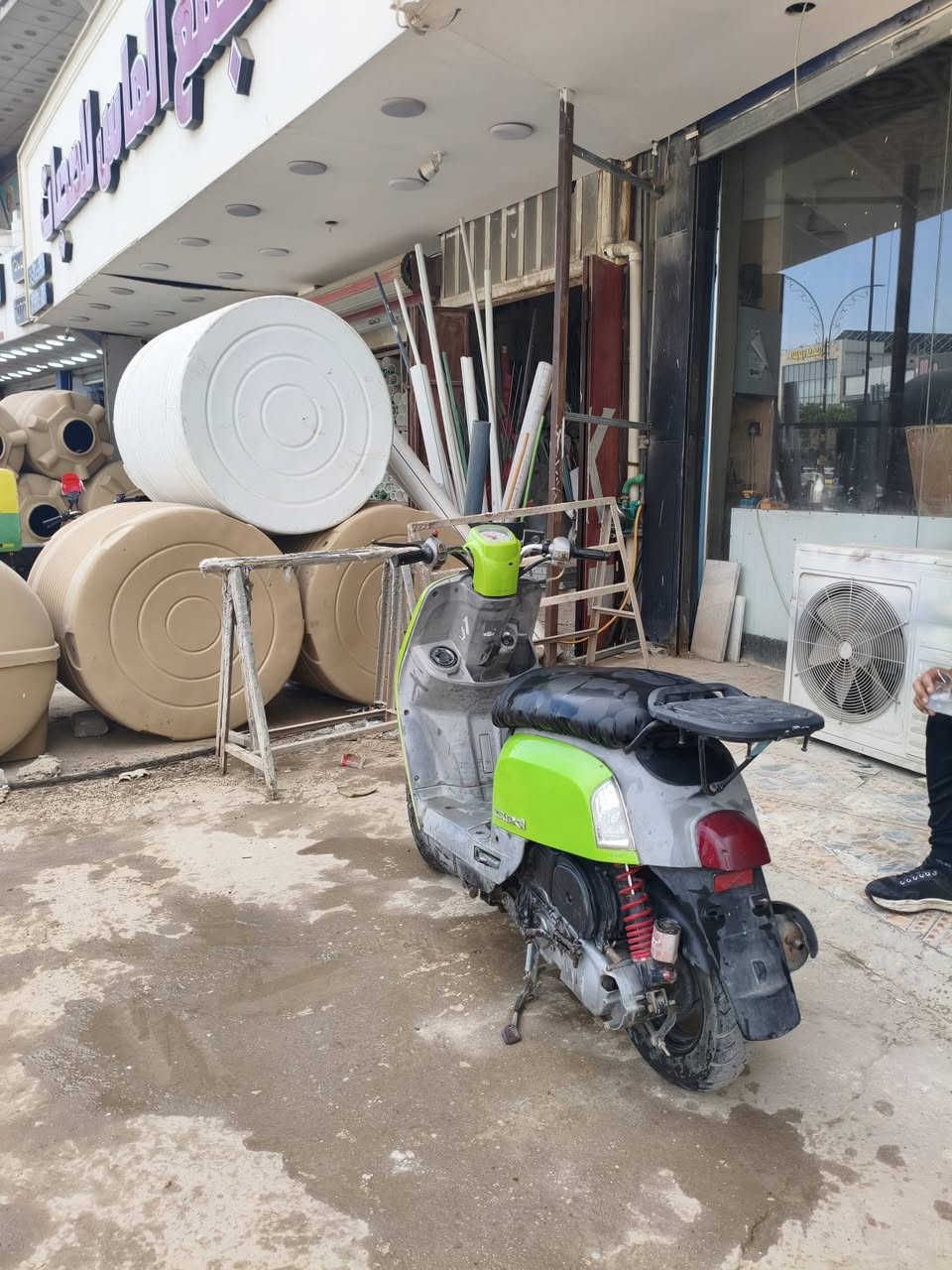 ماكس بوليس للبيع مكينه سلف هندر شرط ب 575 مكاني حله مركز
***********

