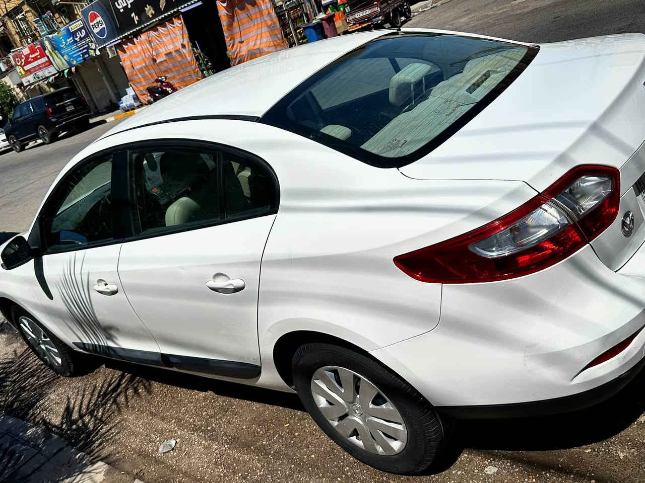 🚗 للبيع او مراوس بسيارة 7 راكب
رينو فلونس 2016 كفالة عامة
🛑 السيارة بحالة ممتازة ومهتم بيها من كل النواحي كصيانة.. جاهزة للاستخدام وما تحتاج صرف عليها فقط تفولها بانزين ودهن اصلي.

🔖 السعر 86 ورقة وبيها مجال

مكفولة من الصبغ والبارد 

محرك وكير خير من الله 

تبريد شغال 

🚧 المواصفات :

- محرك 1600

-سيارة رقم سليمانية حرة وبأسمي 

تحكم كهربائي بالمرايا الجانبية

- إشارة بالمرايا الجانبية

- بطارية جديدة

- تايرات جديدة

-صدر السيارة المامي ممتاز 

الخلفي نظيف بنسبة  85%

- السيارة نشطة وما بيها اي نقص 

سنوية لل 2031

📍 المكان: بغداد - الحرية

***********
