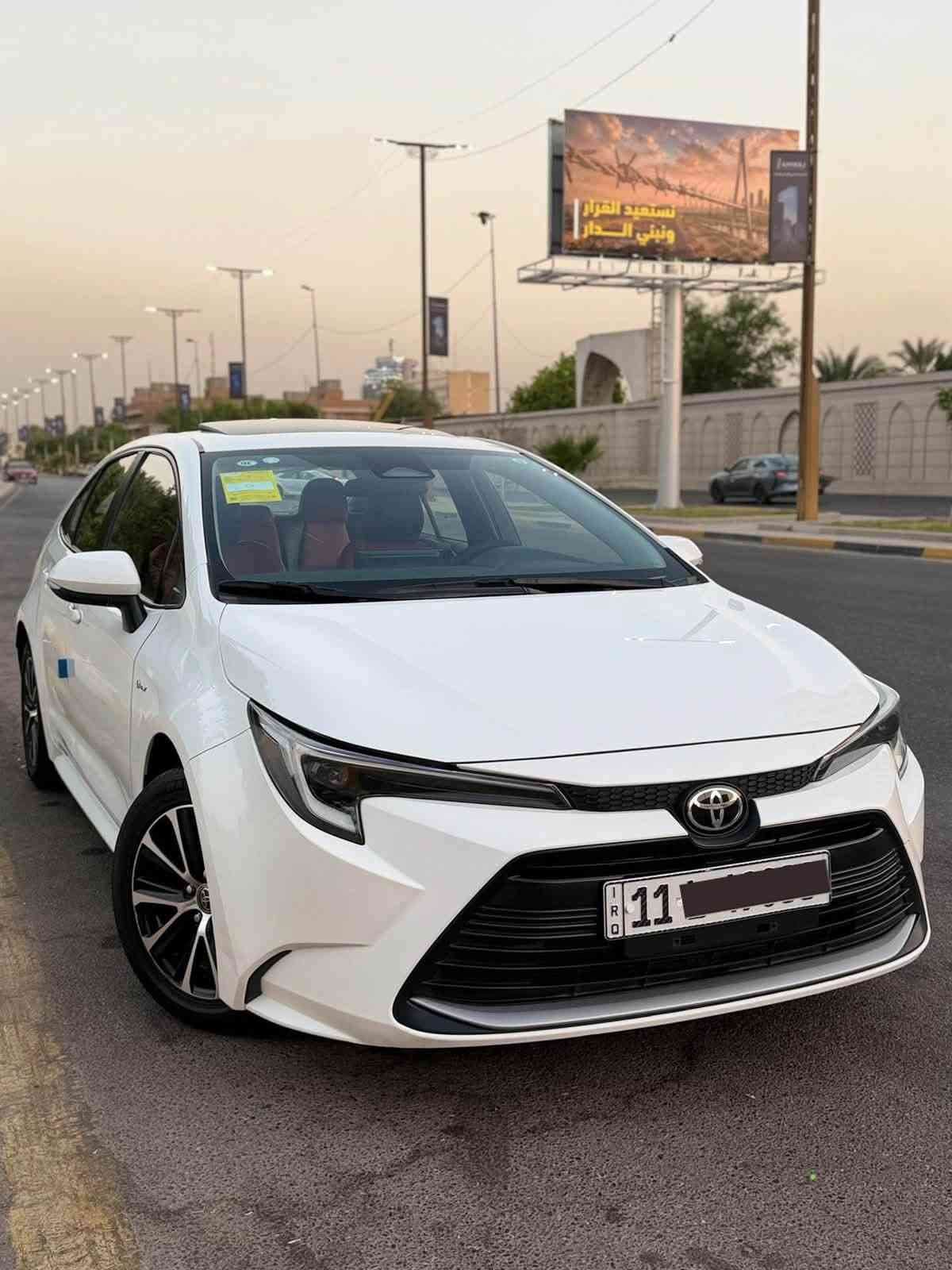 السلم عليكم.. عندي كورلا هايبرد 2025 جديده جدا فوول مواصفات بصمه كراسي كهرباء فتحه ..مكفوله كفاله عامه لا صبغ ولا بارد ولا حالوب.. رقم انكليزي باسمي شخصيا وتحويل ثاني يوم.. ماشيه 24 الف كيلو فقط  وجديده جدا على وضع الشركة.. فووول مواصفات بصمه تشغيل وسلايد روف وجلد واضائة أمامية LED ولد نهاري وكشافات  ضباب.. وتحديد مسار ومانع انزلاق.. رادار امامي مثبت سرعه وقوف ذاتي.. مستشعر الصدمات.. كامرا خلفيه دواره.. عداد ديجيتال.. سايد بريك بصمه.. العنوان بغداد الكرخ.. السعر 159 وبيها مجال.. رقم الهاتف الواتساب ***********
