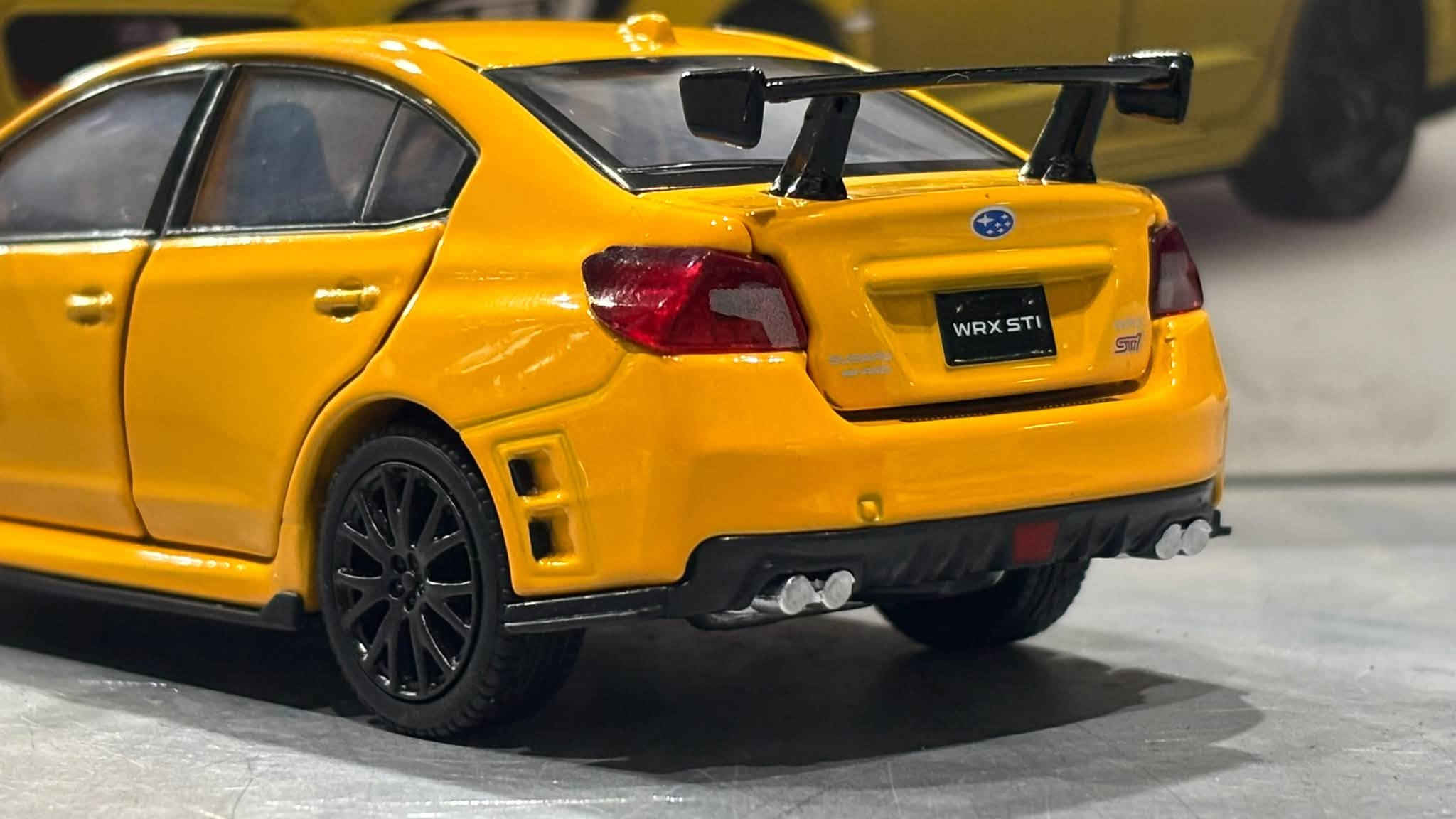 سوبارو WRX STI • مقاس 1:32 • حديد ثقيل