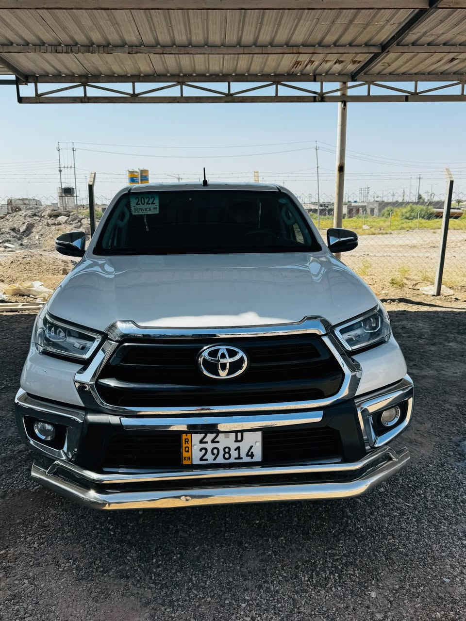 السلام عليكم تيوته هايلوكس 2022 كويتي اصل 
سويج مو بصمه ماشيه 160 رقم شمالي كفاله السياره 
عده بيه ملاحضه بل ذيل مال البدي مكان السياره 
الفلوجه ***********
