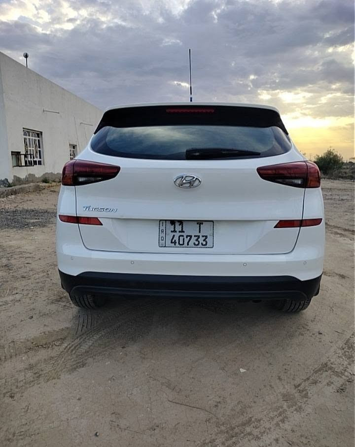 السلام عليكم 🌹 🚘 هيونداي توسان خليجي 2019 للبيع
🔹 الموديل: 2019
🔹 خليجي
🔹 المكينة: 2000 CC
🔹 الممشى: 120 ألف كم
🔹 فول أوبشن ما عدا الفتحة
🔹 السيارة جاهزة من كلشي
🔹 بيها 3 قطع
🔹 رقم بغداد باسمي
🔹 السعر: 155
🔹 المكان: الديوانية
📞 للاستفسار: ***********
