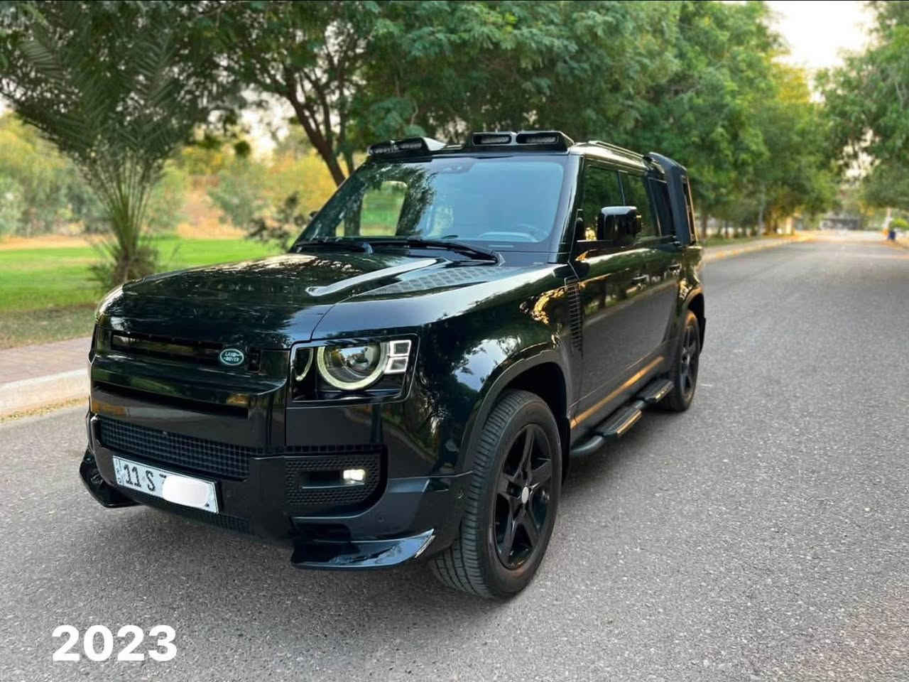السلام عليكم  🎖️للبيع فقط 🎖️

Land rover 2023 defender 🇬🇧sardar -p400 -130

المحرك  V6  محرك 3000

ضمان وكالة سردار ✅
شاشه جبيره 
جكات 
مزوده اب كماليات كامله 🎖️

السيارة مغلفة  PPF

عداد المسافة المقطوعة  43   Km
 
بيها كلير بالجاملغ الامامي الايمن بدون فتح 
و PDR مقدار ١٠ سم بالجاملغ الخلفي 
 
صيانه كامله مسويلها  بالوكاله وبعدها بالضمان 
تراي زيرو

مكان السياره بغداد الكراده 
السعر جدا مناسب  ٤٣٥ ورقه 🔥
***********
