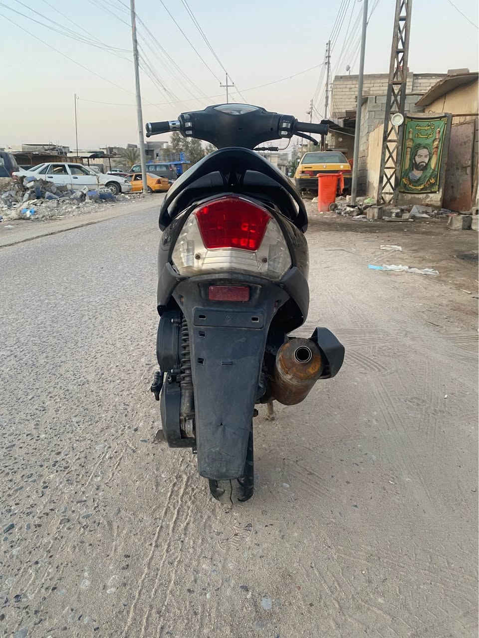 للبيع دراجه ماكس سلف هندر هورن لايت رباعيه الدراجه كلش نظيفة بس الكفر مالتها البلادي تعب وبدلته بواحد جديد بوشه 49 بلاد الدراجه مفتوحه مره وحده سرعه وشلعة تشك الكاع السعر 600 وبيها مجال رقمي *********** مكاني تنومة البصرة, العراق
