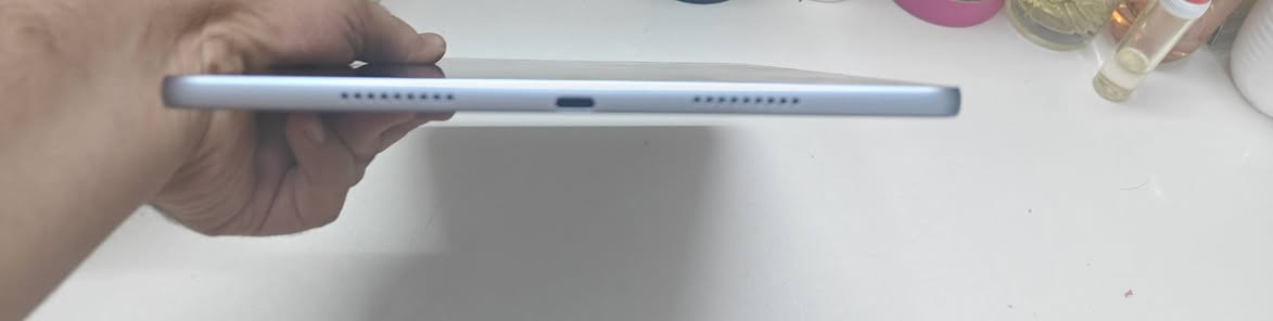 📱 للبيع: تابلت هواوي MatePad 11.5 ويا الكيبورد الأصلي بيبر مات ( شاشة مريحة للعين )
الجهاز نظيف جداً، واستخدامه كلش قليل، وما بي ولا خدش ولا ضربة. مشتري صار شهرين وما مستعمل هواي
✅ الشاشة سليمة 100%
✅ البطارية ممتازة
✅ ويا كيبورد هواوي الأصلي (كفر وكيبورد) بس الكيبورد سعره 70 بالسوق 
✅ ويا الشاحن الأصلي
🎁 وقلم هواوي هدية ويا الجهاز ناقصه فقط نبالة و باتري سعر الاثنين بألفين
📌 الرام والذاكرة: [256GB/8GB]
📌 ماكو كرتونة
💰 السعر: 390 ألف (قابل لتفاوض بسيط) علما سعره بالسوك حاليا 600 الف 
📍 المكان: [سبع البور]، والتسليم باليد والفحص كدامك
📞 للتواصل: [***********]
او علق واني ادخلك 
سبب البيع الحاجة المادية 
يشهد ربي من اقوى التابات في السوق حالياً ويعتبر صيدة وتكدر تبحث عنه وتشوفه
