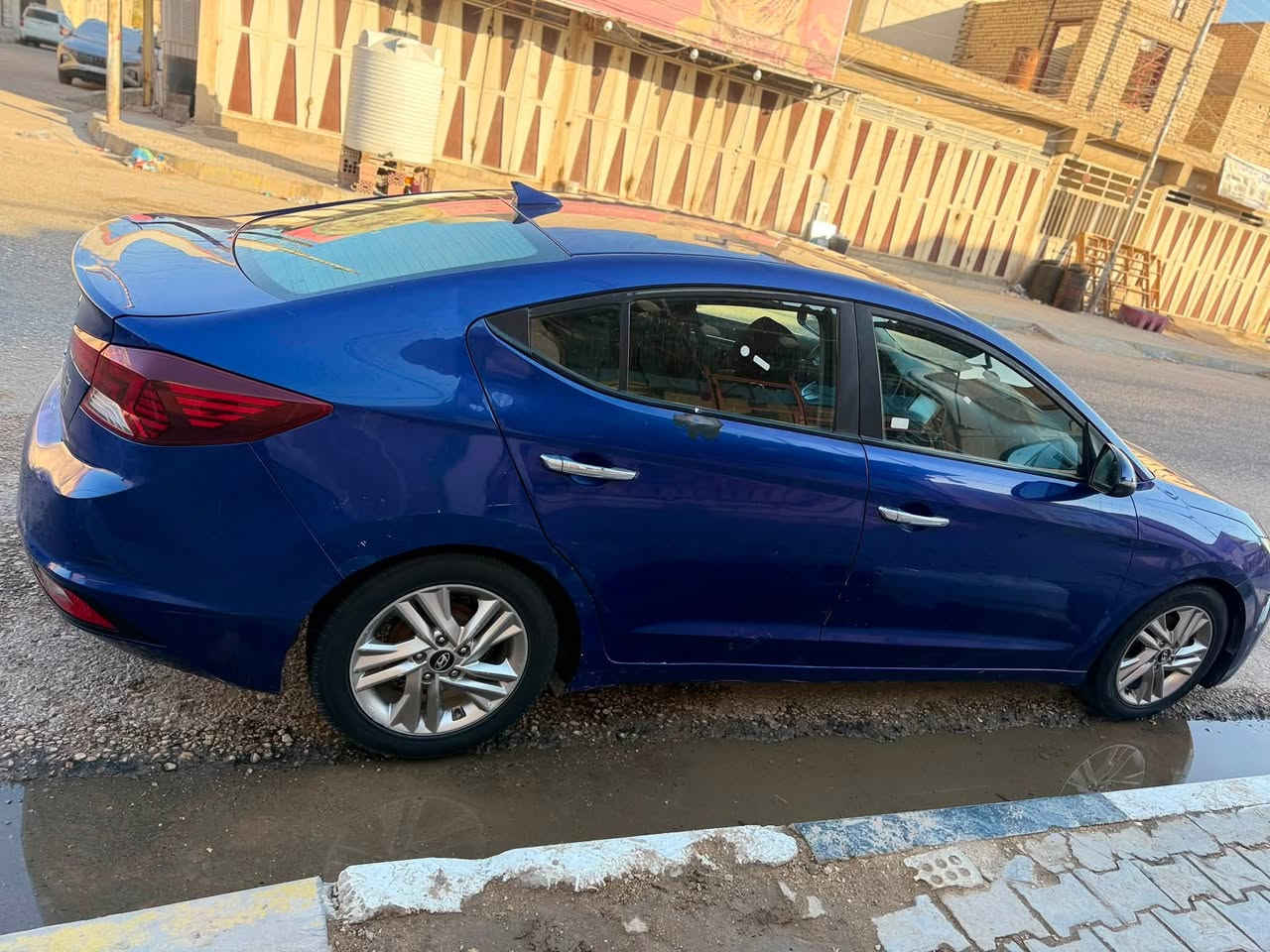 للبيع النتره 2019 رقم اربيل نص فول  بيه قطعتين ونص  صبغ جاملغ خلفي  وباب ونص الباب الصدر  يعني نفس الصفحه 
مكينه2000دوش  شرط ما مفتوح بيه برغي 
كير اي تي المرغوب  
 لون اجويتي   
السعر 117 وبيه مجال قليل 
مكان كربلاء 
رقم الهاتف ***********
