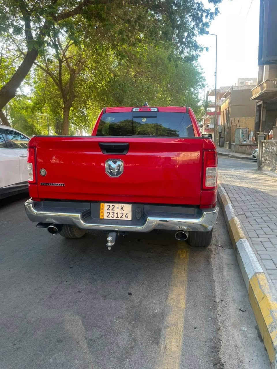 سلام عليكم 
 RAM. 1500 BIG Horn
موديل 2023
مكينه V8 5.700
باب طويل بدي قصير 
رقم اربيل بأسمي تحويل مباشر 
وارد امريكي بدون حادث بدون صبغ بدون بارد بدون تعديل 
ماشيه 26000 mi
مواصفات ال بيك هورن 
شاشه جبيره تدعم كار بلي 
حساسات خلفي امامي 
نقط عمياء
كشنات تدفئه + ستيرن تدفئه
باقي المواصفات المعروفه
كير مكينه تبريد صدر ايرباكات بحاله الوكاله  سياره جديده ترقيم علا ايدي  سبير منازل. عده كامله 
سياره مكانه بغداد بدوره 
*********** موجود واتساب 
سعر 310 بغداد, العراق

