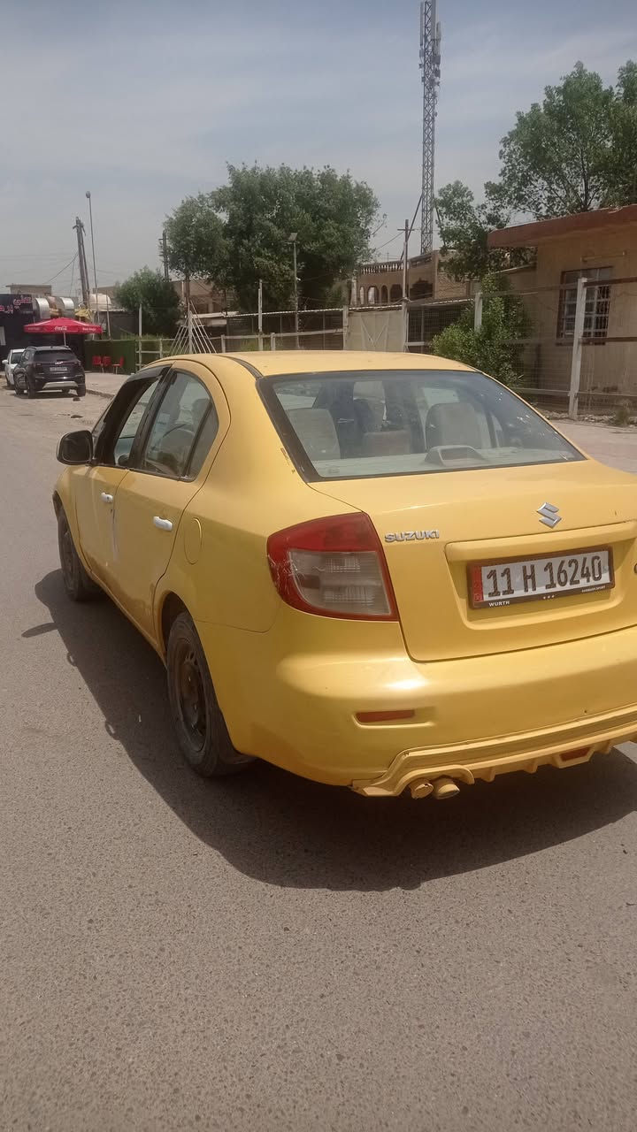 السلام عليكم للبيع سيارة سوزوكي ياباني sx4موديل2011وارد أمريكي محرك2000 بأسمي مصفره هيئه وغرامات بدون حادث گير عادي السعر 42وبيها مجال الإتصال على الرقم واتساب ***********
