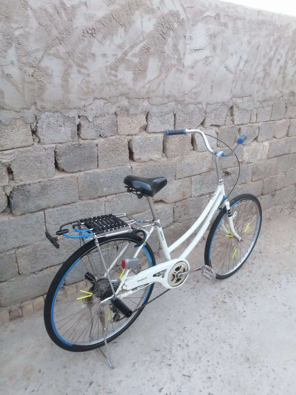 وودنوت • نظيف • مقاس ٢٦
