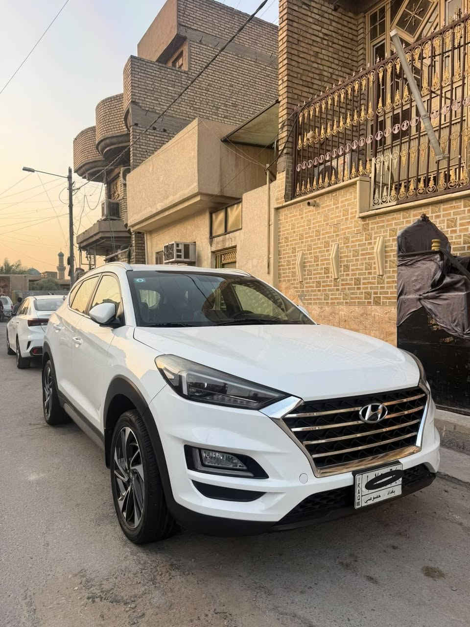 السلام عليكم
توسان ٢٠١٩ خليجي
فول مواصفات عده بنوراما
خمس عدسات
كشنين كهرباء
جلد مشمشي
دشبول صاج
بصمه
مكفوله من الصبغ عده شويه باب الصدر
ماشيه ١٣٥ السعر ١٧٥ بيها مجال رقم ***********مكاني حي اور
