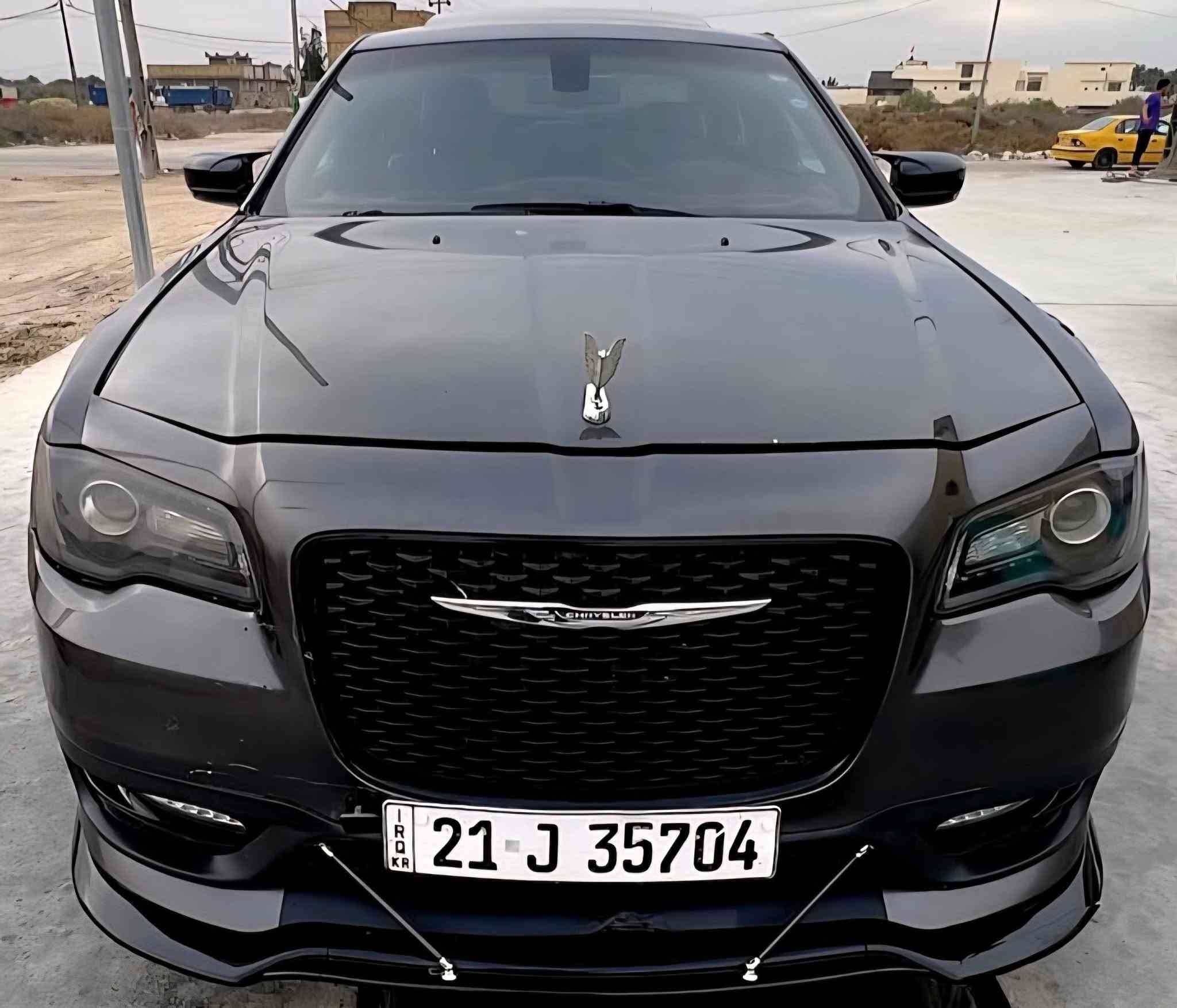 اوباما  ٢٠٢١  s 
اللون نفطي
رقم سليمانيه
حادث قطعتين بدون شواصي بدون دواخل
السياره s  سبورت
 فول عدا الرادار الأمامي  
فتحه نضام شفتات تو ويل 
كشنات تدفئه 
بجم عريض 
حداديه جديده عبوه جديده تخم تاير ادامه كامله
عنوان / حله 
245 $ وبيها مجال
للاستفسار
***********
