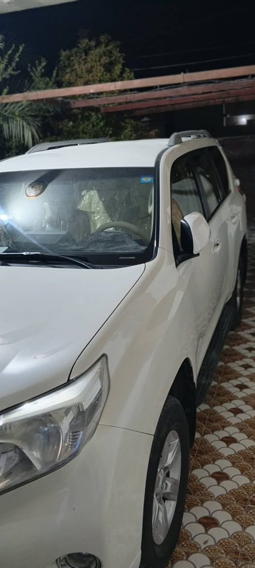 برادو 2015 خليجي ابيض صدفي
رقم ديالى 

ماشيه 150 الف

مواصفاتها.. TXL 

فور ويل + مانع انزلاق

دبل تانكي 

مثبت سرعة 

حساس خلفي 

ثلاجة

كامره خلفيه

كرسي مخمل 

مانع انزلاق

تحكم ستيرن 

3 قطع تبريد + اشاير مرئات امامي

محرك وكير مكفولين 

جاملغ الامامي عكس السايق صبغ فقط 

المكان 📍ديالى _ المقداديه 

السعر اتصل على 

***********
للمعومه 

مرواس حسب القناعه مع الصور السياره الي عندك وتفاصيلها
