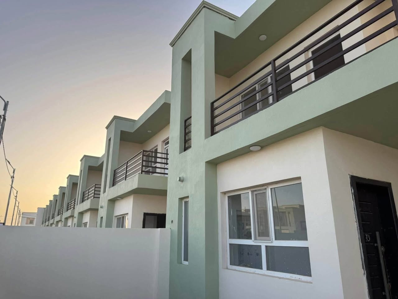 🚨 تطلوعة رمزية جداً ❗️❗️
فرصة ذهبية داخل مجمع المرتضى السكني
❗️❗️ هذا العرض نادر
🏡 دار للبيع
📐 مساحة الدار: 160 متر
📍 بلوك 40  
💰 الواصل: 58 مليون فقط
🔥 سعر مغري وفرصة ممتازة للسكن 

✅ موقع ممتاز داخل المجمع
✅ مناسبة للعائلة والاستثمار المستقبلي

#اكتب_تم_توصلك_تفاصيل

📞 للاستفسار***********
