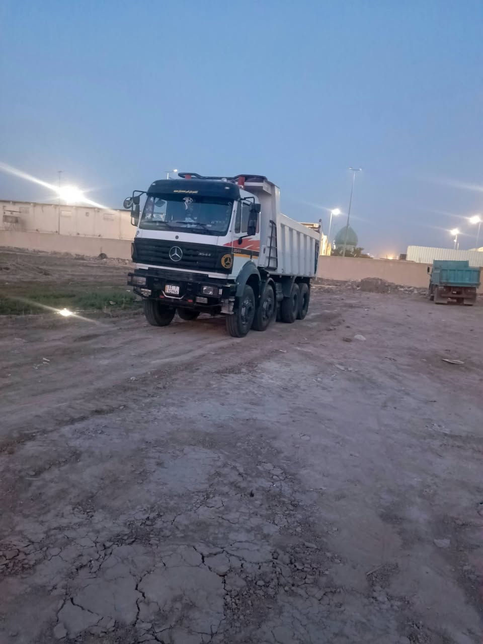 سلام عليكم
عكرب البيع بلادي موديل 95 رقم بغداد انكليزي مكينه 44 كير 220شاصي 35 مكفولة كفالة عامة  تليفون *********** 

***********
